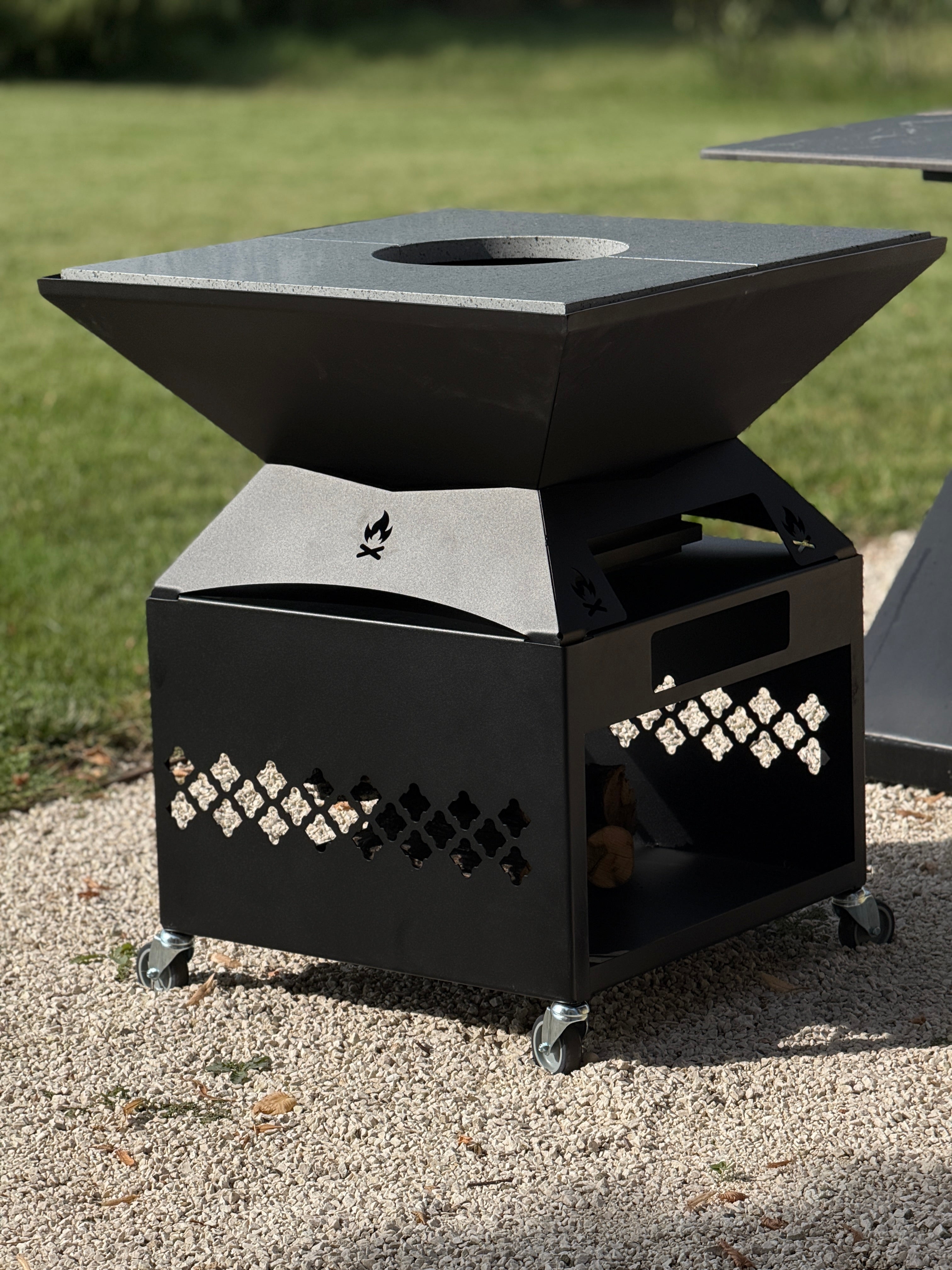 Braciere VESTA 74X74 Pietra Lavica